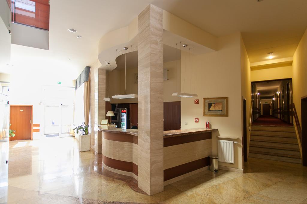 ורשה Hotel Twins II מראה חיצוני תמונה
