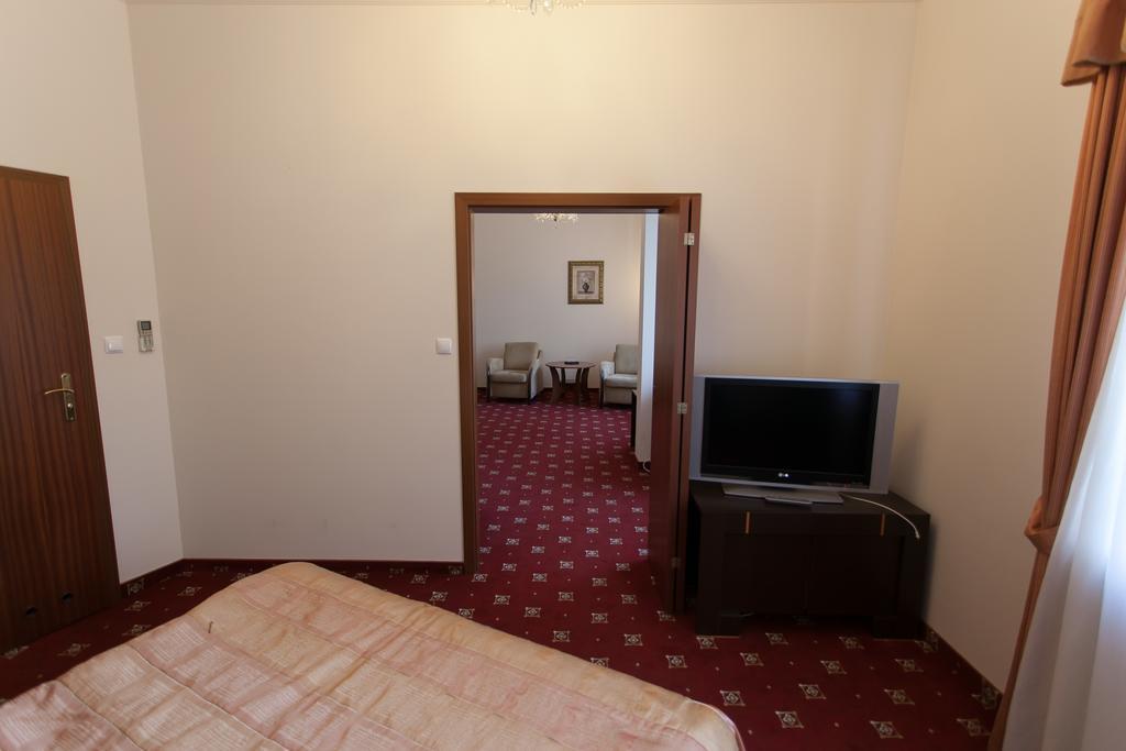 ורשה Hotel Twins II מראה חיצוני תמונה
